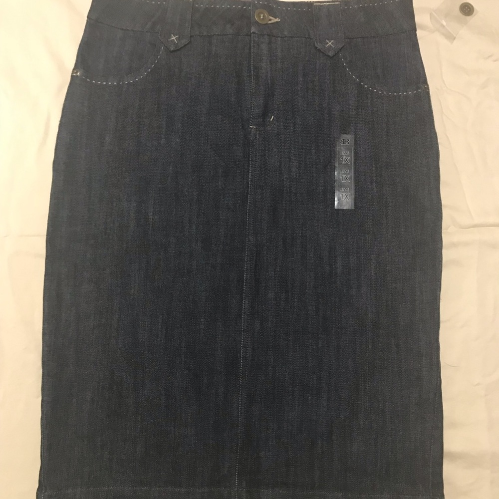 Torrid 1x dark denim pencil skirt NWT